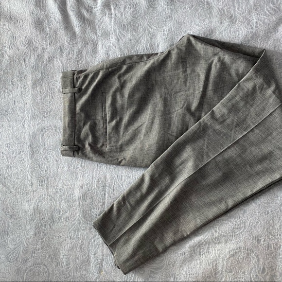 SALE🎉 Grey dress pants - Picture 2 of 4